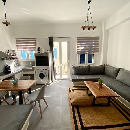 הוילה Tínos Iakovos' Luxury House מראה חיצוני תמונה