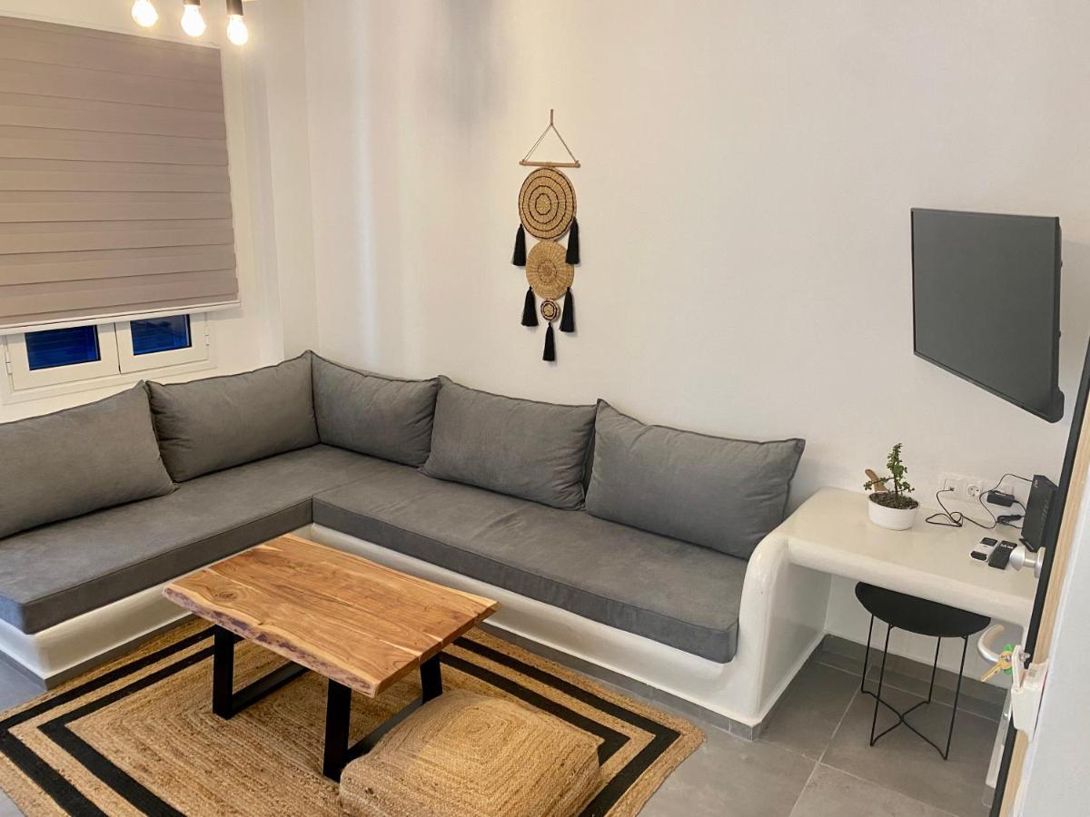 הוילה Tínos Iakovos' Luxury House מראה חיצוני תמונה